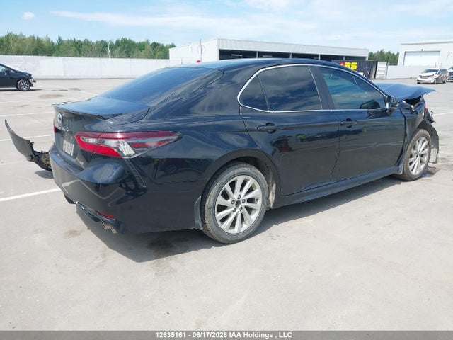 12635161 :رقم المزاد ، 4T1G11AK6NU680192 vin ، 2022 Toyota Camry Se/se Night Shade مزاد بيع