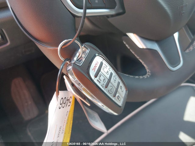 Chrysler Pacifica Limited 2026 2C4RC1GG4TR246941 Image 11
