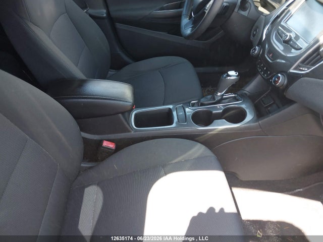 1G1BE5SM0J7114881 Chevrolet CRUZE LT