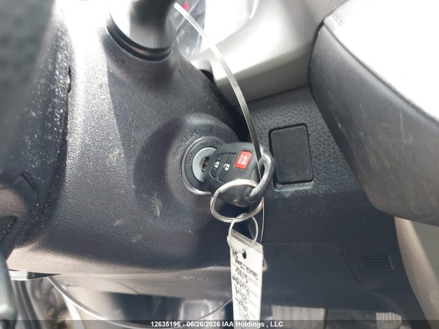 Toyota RAV4 2017 2T3ZFREV0HW388224 Image 11