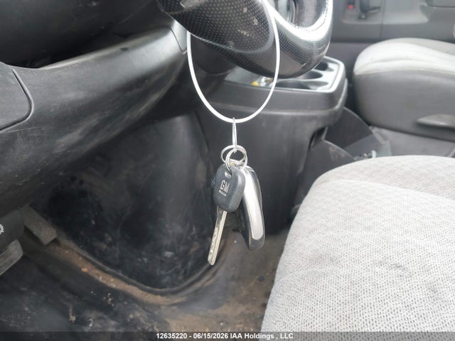 GMC Savana 2500 1wt 2015 1GTW7FCF1F1285724 Image 11