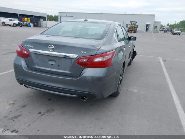 Nissan Altima 2018 1N4AL3AP4JC236195 Image 4