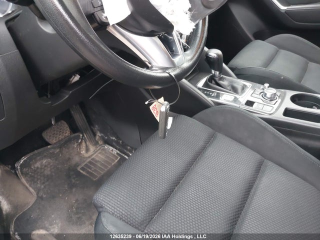 JM3KE4CY5G0863039 Mazda Cx-5 Gs