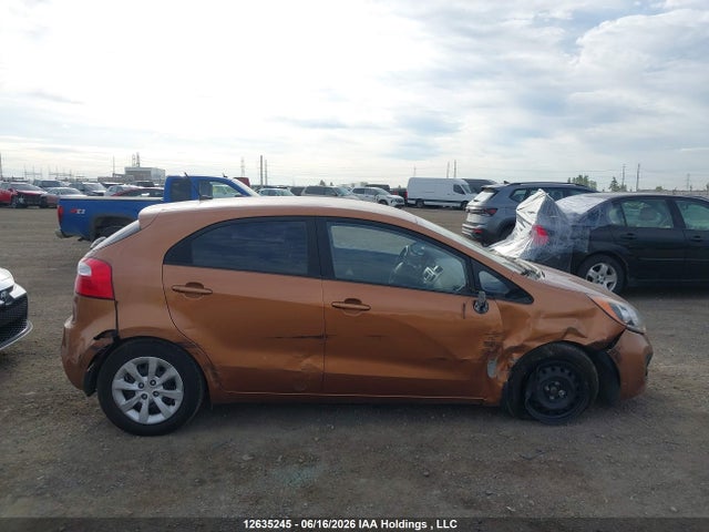2013 Kia Rio Lx მანქანა იყიდება აუქციონზე, vin: KNADM5A37D6783300, აუქციონის ნომერი: 12635245