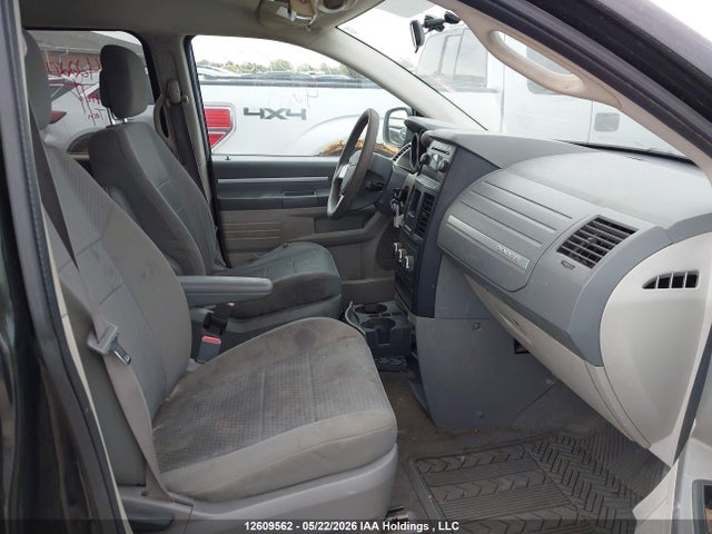 Продажа на аукционе авто 2010 Dodge Grand Caravan Se, vin: 2D4RN4DE0AR378562, номер лота: 12609562
