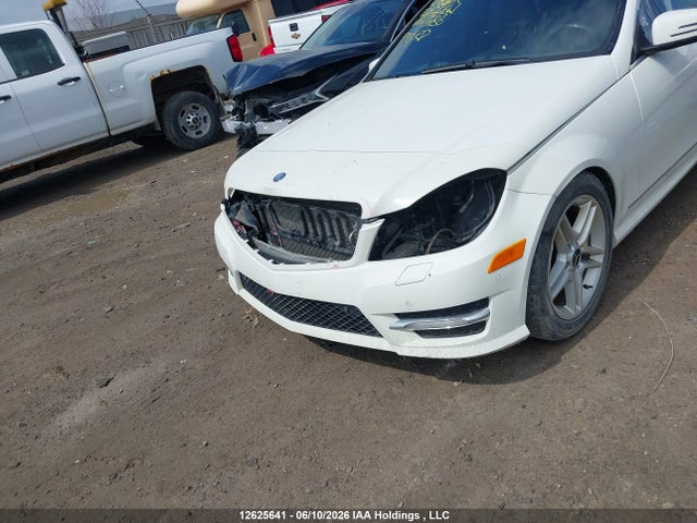 Aukcja sprzedaży 2012 Mercedes-benz C 300 4matic, vin: WDDGF8BB7CA617586, numer aukcji: 12625641