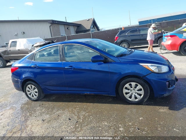 12635263 :رقم المزاد ، KMHCT4AEXHU290950 vin ، 2017 Hyundai Accent Se مزاد بيع