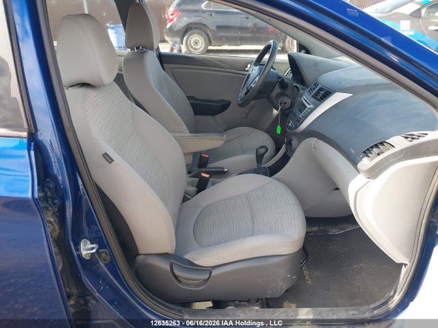 12635263 :رقم المزاد ، KMHCT4AEXHU290950 vin ، 2017 Hyundai Accent Se مزاد بيع