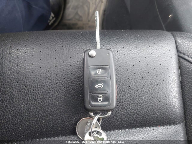 Volkswagen Tiguan Wolfsburg 2017 WVGNV7AX2HK020306 Image 11