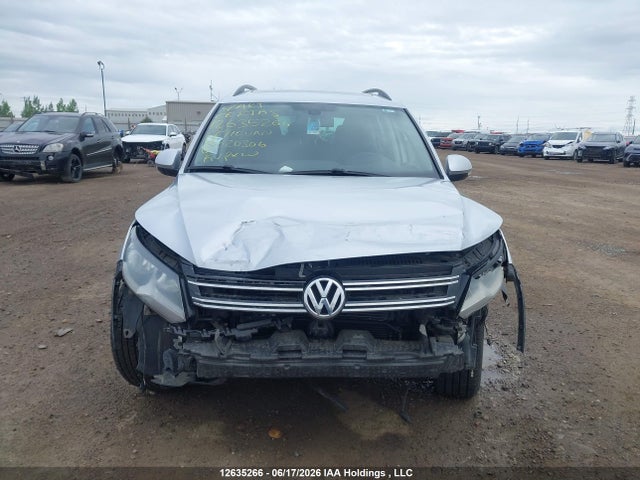 Volkswagen Tiguan Wolfsburg 2017 WVGNV7AX2HK020306 Image 13