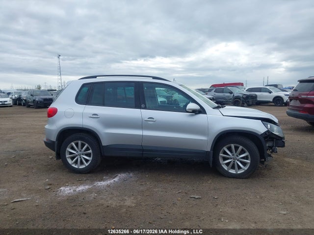 Volkswagen Tiguan Wolfsburg 2017 WVGNV7AX2HK020306 Image 14