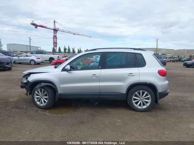 Volkswagen Tiguan Wolfsburg 2017 WVGNV7AX2HK020306 Image 15
