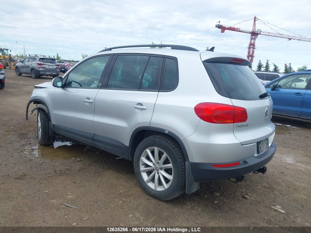 Volkswagen Tiguan Wolfsburg 2017 WVGNV7AX2HK020306 Image 3