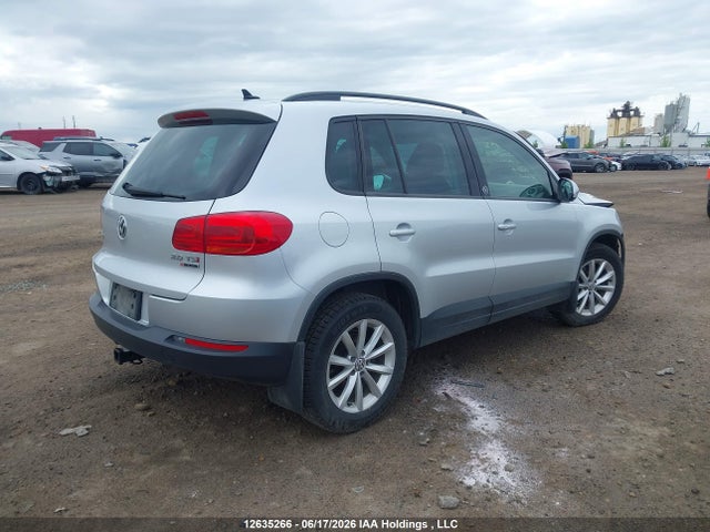 Volkswagen Tiguan Wolfsburg 2017 WVGNV7AX2HK020306 Image 4