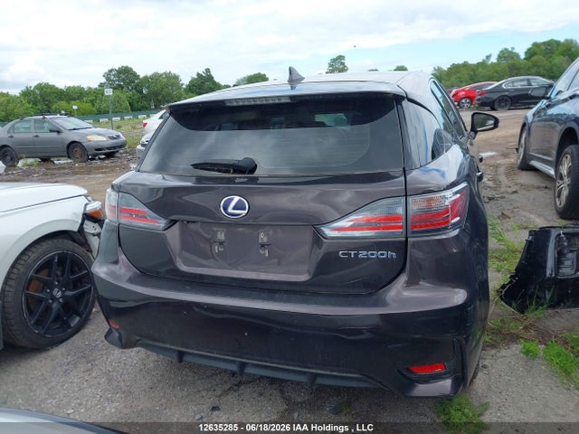 Lexus CT 200 2014 JTHKD5BH5E2184715 Image 15