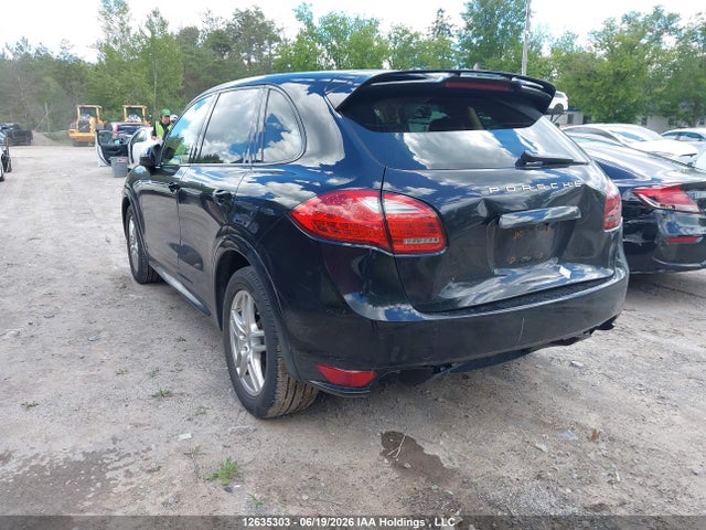 12635303 :رقم المزاد ، WP1AA2A2XCLA03714 vin ، 2012 Porsche Cayenne مزاد بيع