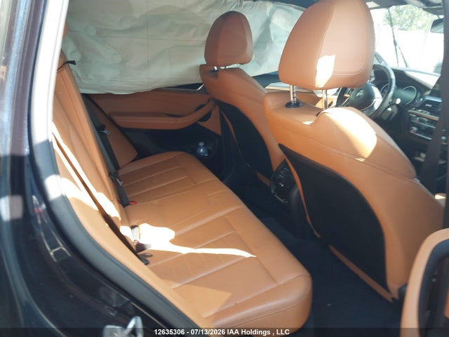 BMW X3 M40i 2018 5UXTS3C54J0Y94617 Image 8
