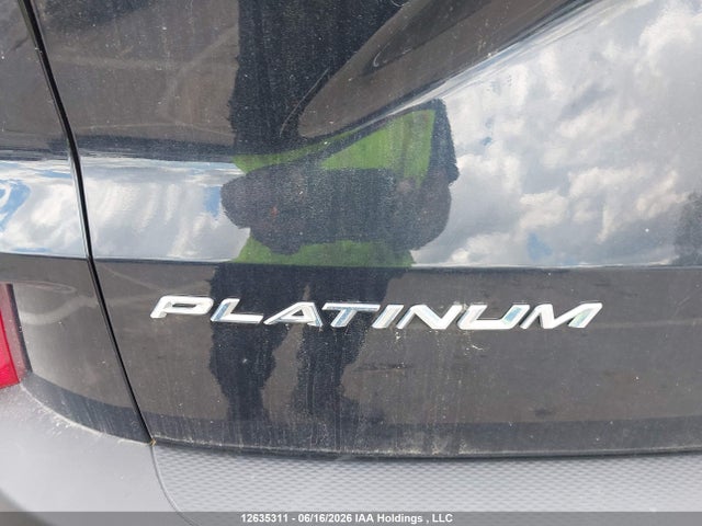 Продажа на аукционе авто 2023 Ford Escape Platinum, vin: 1FMCU9JAXPUA27105, номер лота: 12635311