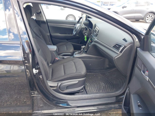 2017 Hyundai Elantra Se მანქანა იყიდება აუქციონზე, vin: 5NPD74LF8HH134581, აუქციონის ნომერი: 12635322