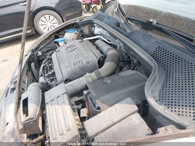 Volkswagen Beetle 2015 3VWJ07AT3FM630295 Image 10