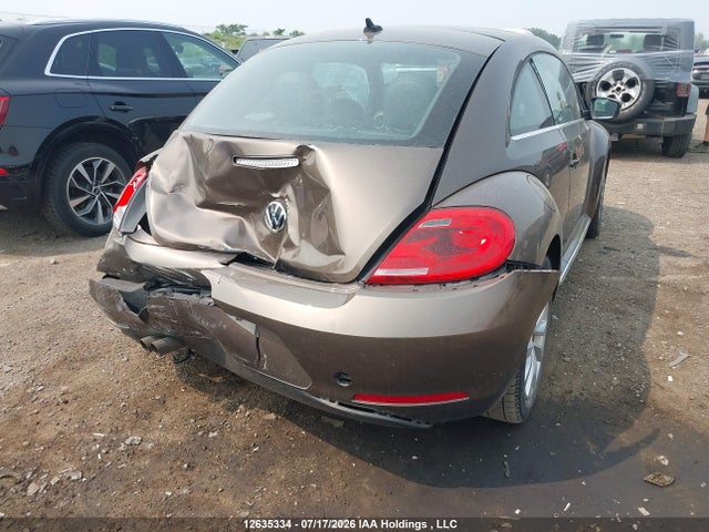 Volkswagen Beetle 2015 3VWJ07AT3FM630295 Image 4