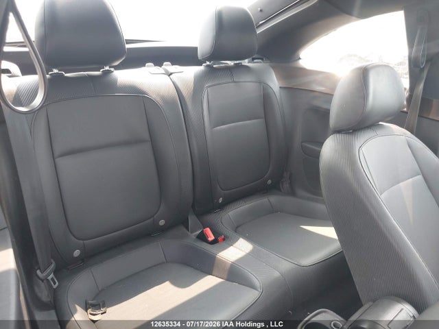 Volkswagen Beetle 2015 3VWJ07AT3FM630295 Image 8