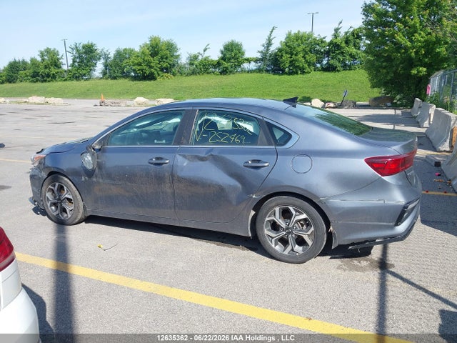 2020 Kia Forte Ex/ex Limited/ex Premium/ex+ მანქანა იყიდება აუქციონზე, vin: 3KPF54AD5LE252469, აუქციონის ნომერი: 12635362