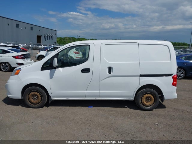 3N6CM0KN2JK697799 Nissan Nv200 2.5s/2.5sv