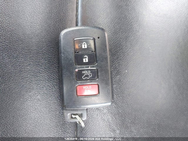 Продаж на аукціоні авто 2017 Toyota Highlander Xle, vin: 5TDJZRFH3HS471936, номер лоту: 12635419