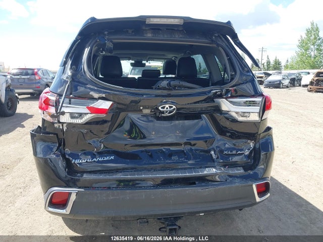 Продаж на аукціоні авто 2017 Toyota Highlander Xle, vin: 5TDJZRFH3HS471936, номер лоту: 12635419
