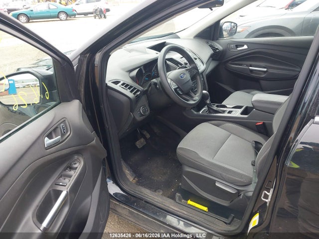 1FMCU9G91HUE10980 Ford ESCAPE SE