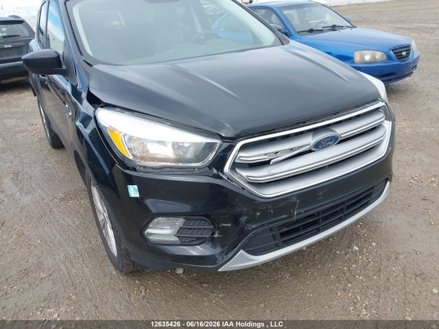 Ford ESCAPE SE 2017 1FMCU9G91HUE10980 Image 6