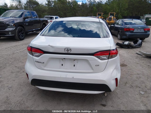 Toyota COROLLA LE 2022 5YFBPMBE6NP354624 Image 15