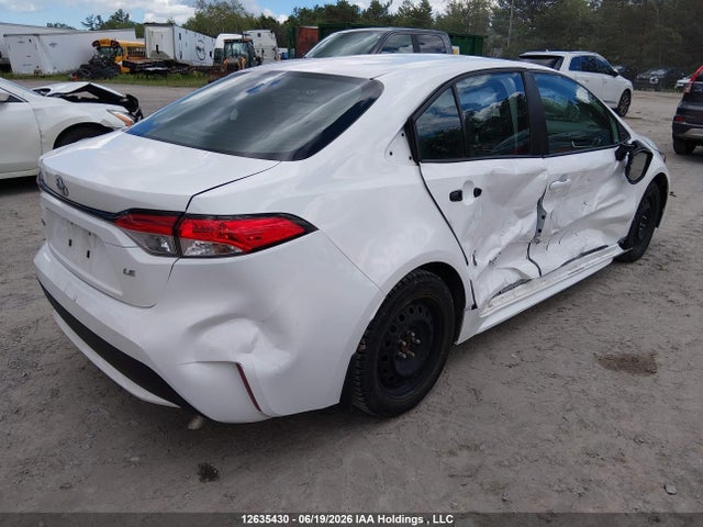 Toyota COROLLA LE 2022 5YFBPMBE6NP354624 Image 4