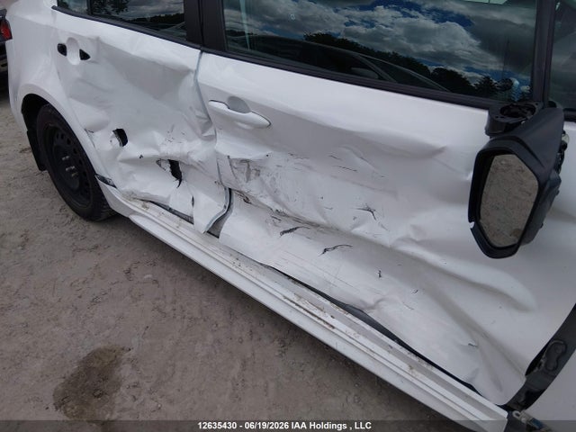 Toyota COROLLA LE 2022 5YFBPMBE6NP354624 Image 6