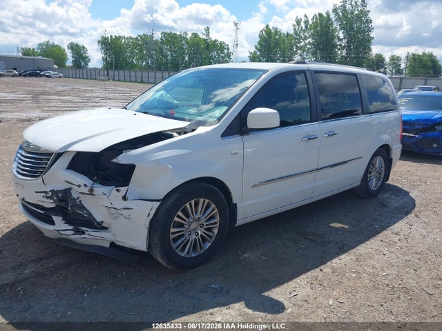 2014 Chrysler Town & Country Touring L მანქანა იყიდება აუქციონზე, vin: 2C4RC1CG2ER284693, აუქციონის ნომერი: 12635433