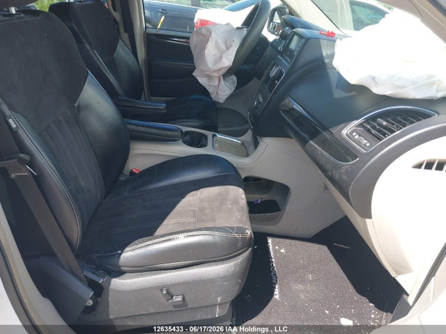 2014 Chrysler Town & Country Touring L მანქანა იყიდება აუქციონზე, vin: 2C4RC1CG2ER284693, აუქციონის ნომერი: 12635433