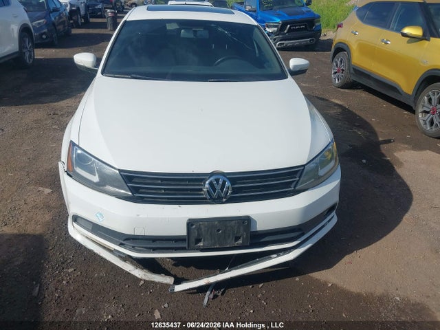 3VWB07AJ5FM401071 Volkswagen Jetta 1.8 Tsi Comfortline/1.8 Tsi Trendline+