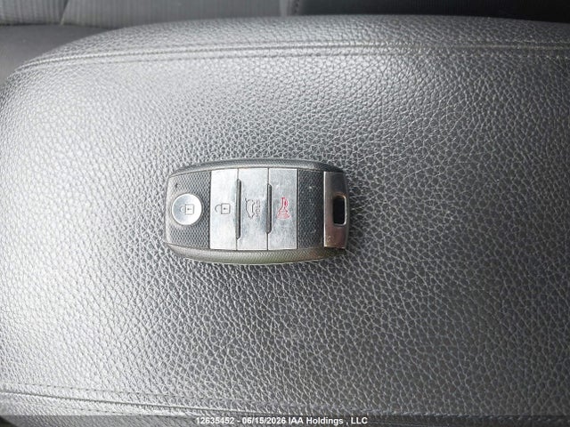2015 Kia Sorento Lx V6 მანქანა იყიდება აუქციონზე, vin: 5XYKTDA73FG553215, აუქციონის ნომერი: 12635452