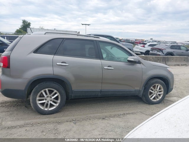 2015 Kia Sorento Lx V6 მანქანა იყიდება აუქციონზე, vin: 5XYKTDA73FG553215, აუქციონის ნომერი: 12635452