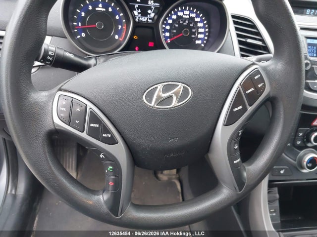 Продажа на аукционе авто 2015 Hyundai Elantra Gl, vin: 5NPDH4AE7FH634168, номер лота: 12635454