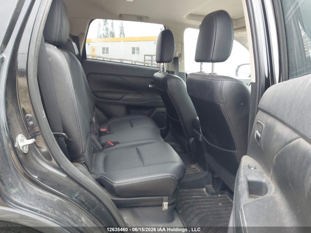Продажа на аукционе авто 2017 Mitsubishi Outlander Gt, vin: JA4JZ4AX0HZ612553, номер лота: 12635460