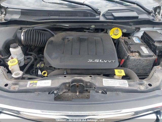 2014 Chrysler Town & Country Limited მანქანა იყიდება აუქციონზე, vin: 2C4RC1GG2ER387770, აუქციონის ნომერი: 12635507