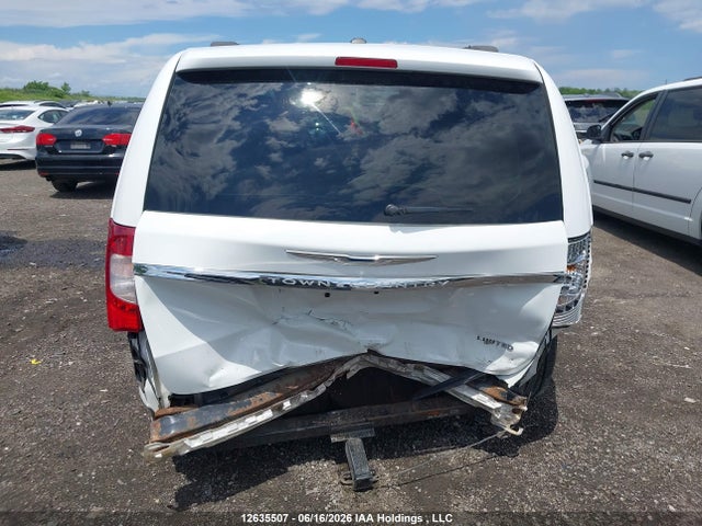 2014 Chrysler Town & Country Limited მანქანა იყიდება აუქციონზე, vin: 2C4RC1GG2ER387770, აუქციონის ნომერი: 12635507