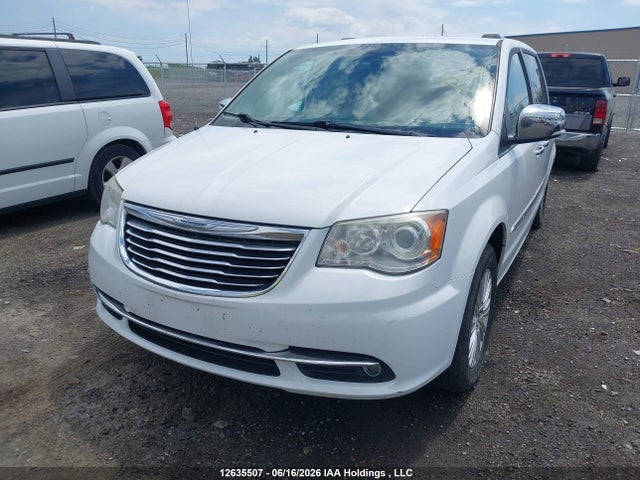 2014 Chrysler Town & Country Limited მანქანა იყიდება აუქციონზე, vin: 2C4RC1GG2ER387770, აუქციონის ნომერი: 12635507
