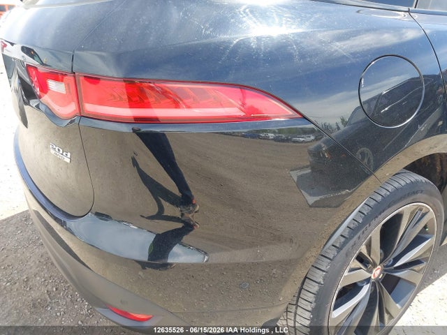 Jaguar F-Pace 2018 SADCL2FN6JA253570 Image 33