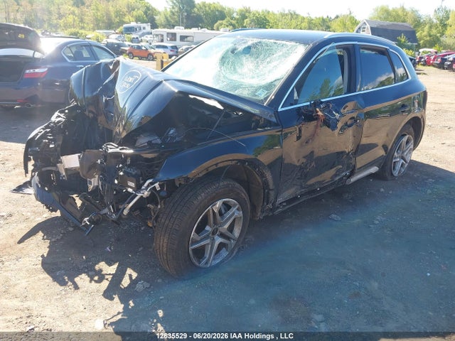 WA1AABFY2N2097878 Audi Q5 45 Komfort