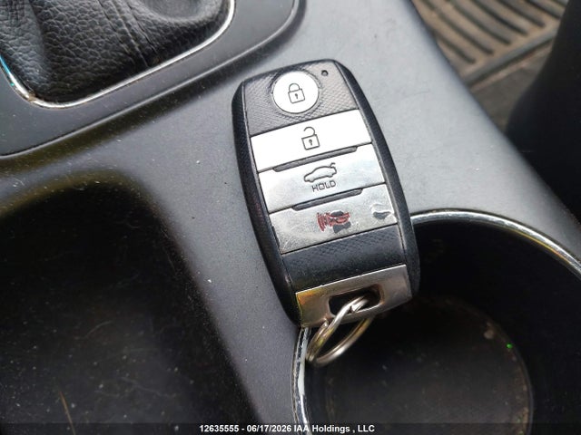 KNAFZ5A36G5635627 KIA FORTE SX