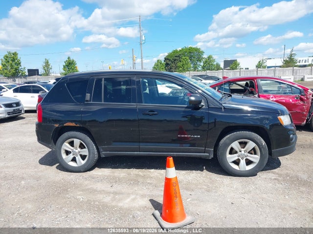 2013 Jeep Compass მანქანა იყიდება აუქციონზე, vin: 1C4NJDABXDD113897, აუქციონის ნომერი: 12635593