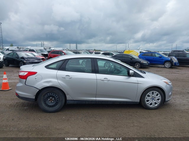 12635596 :رقم المزاد ، 1FAHP3F25CL295792 vin ، 2012 Ford Focus Se مزاد بيع